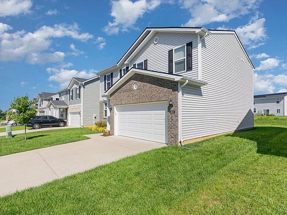 3rd image of 4021 White Pine Ln