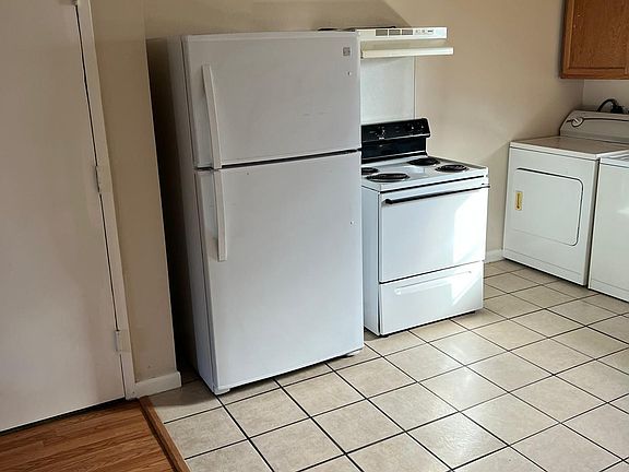 5th image of 500 W Pitts Ave APT 604