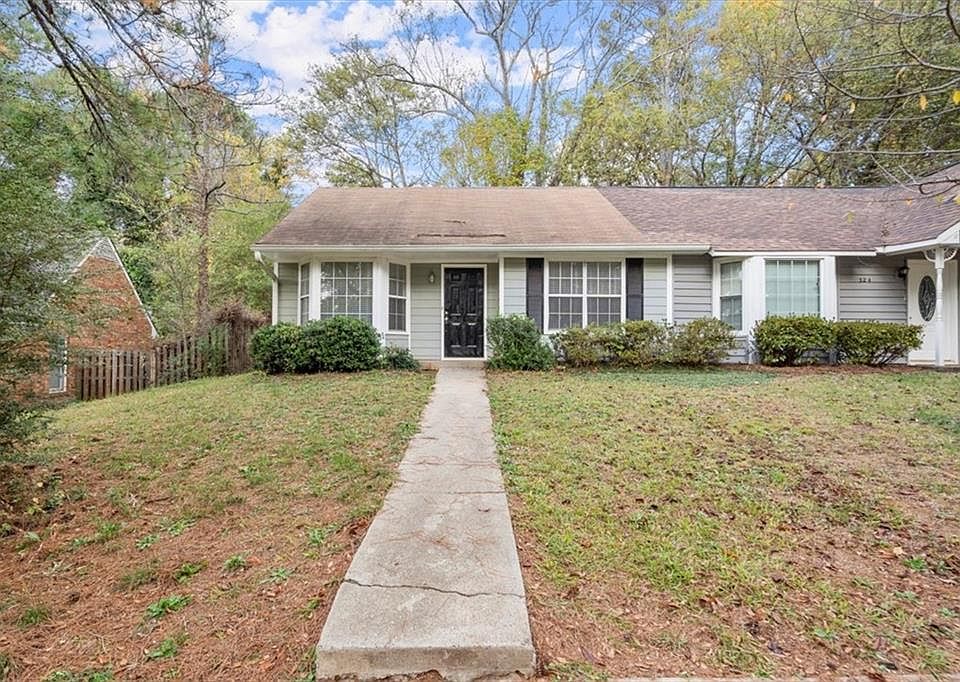 1st image of 326 Farm Place Ct NE