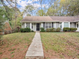 326 Farm Place Ct NE, Woodstock, GA 30188