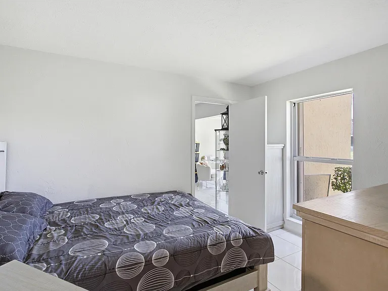 2800 Fiore Way #103 — Photo 23