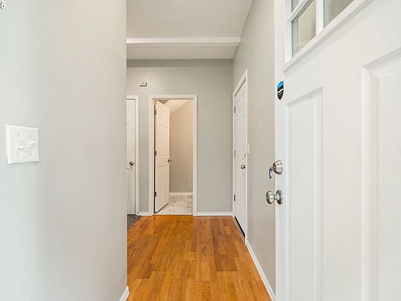 3rd image of 7829 NE 24th Ct