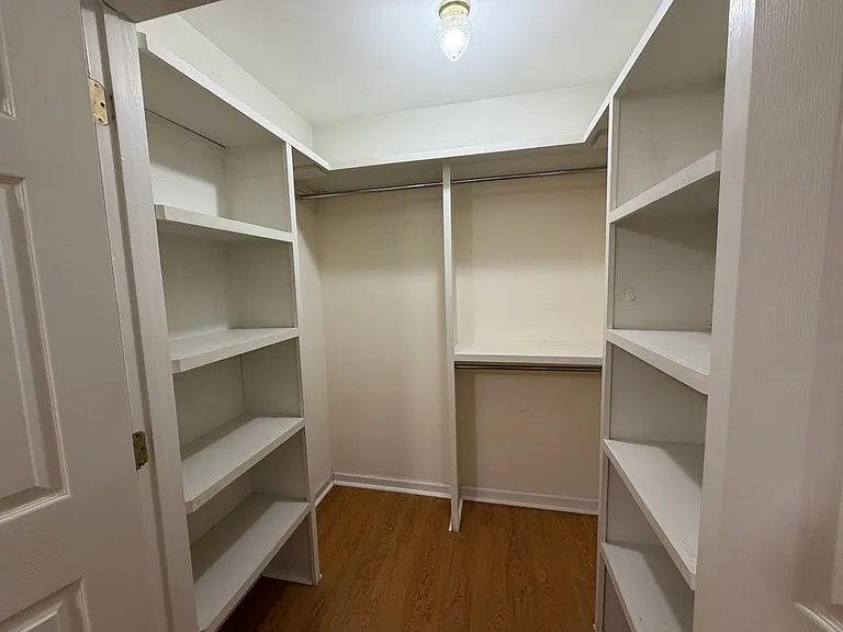 501 Pine St — Photo 15