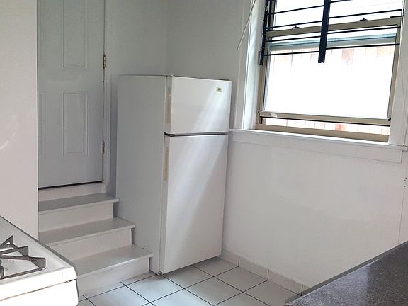 5th image of 4035 N Central Park Ave APT Gb