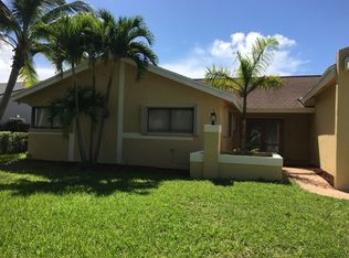 9200 SW Hundred Avenue Rd, Miami, FL 33176