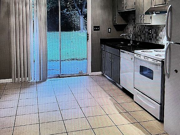 5th image of 8703 Shadycreek Dr