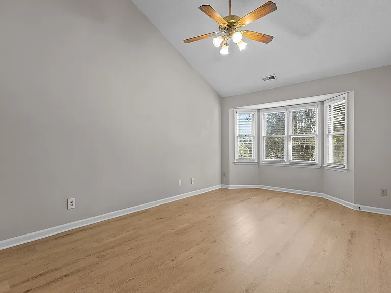 4309 Warfield Pl — Photo 17