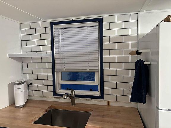 4th image of 4172 England Dr #36