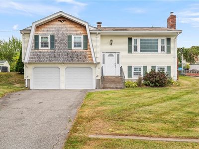 370 Bryant St, Cumberland, RI, 02864