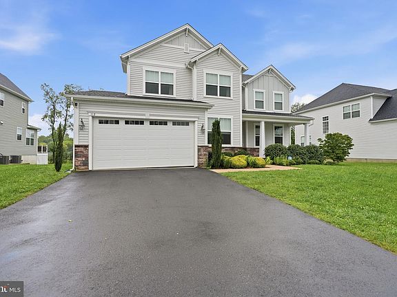 3rd image of 112 Derby Ln