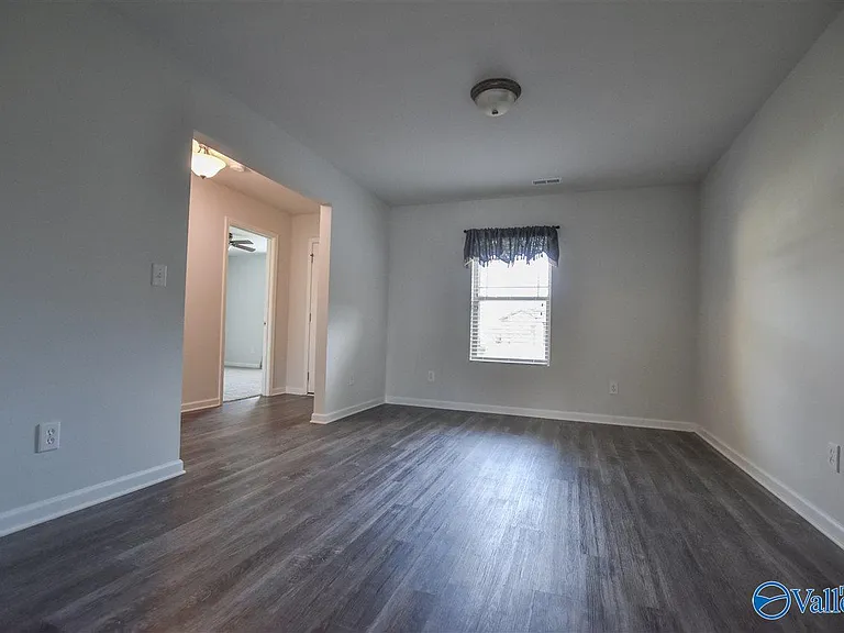 304 Fenrose Dr — Photo 11