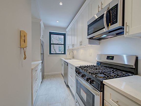 4th image of 34-41 78th St Unit 3A