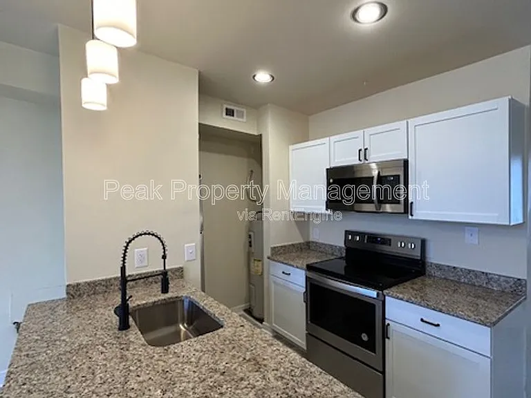 3 N 18th St #B — Photo 3