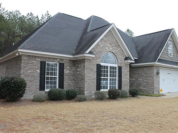 3rd image of 20 Pine Grove Ln