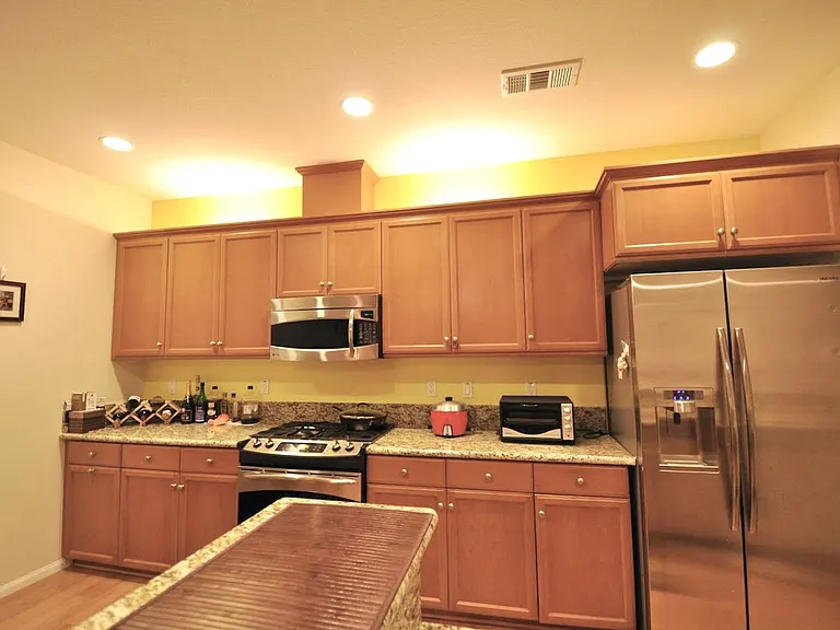 10680 Canyon Grv #28 — Photo 2