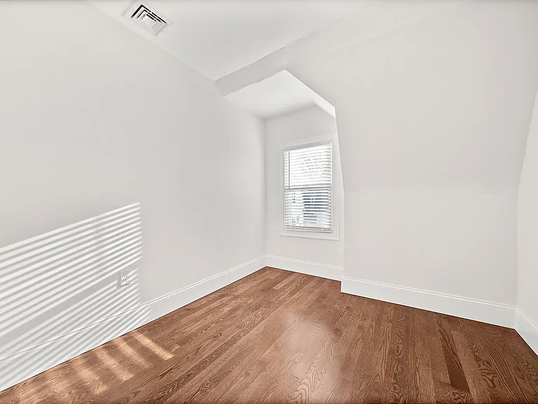 9 Shaw Ct #9 — Photo 24