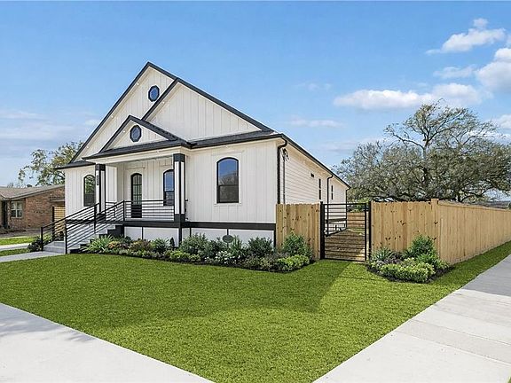 2nd image of 2520 Haring Rd