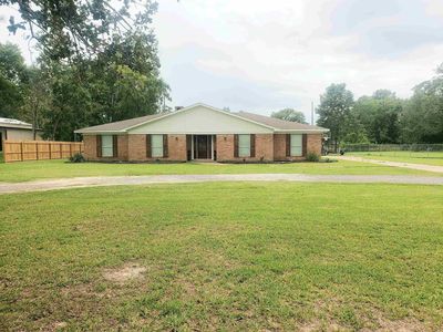 339 W Pineshadows Dr, Sour Lake, TX, 77659