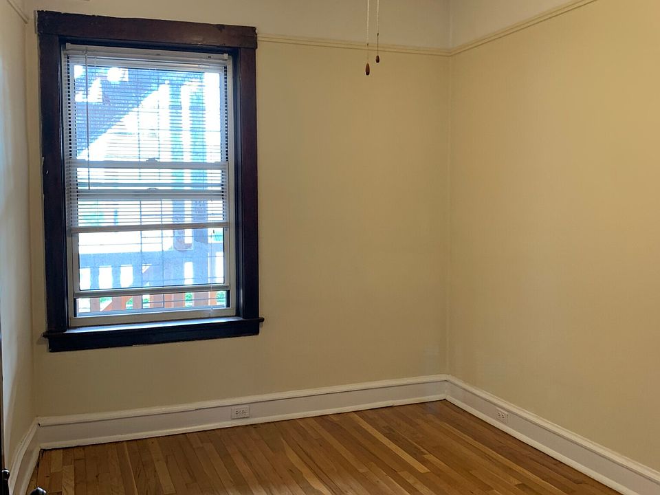 1st image of 2110 N Clark St