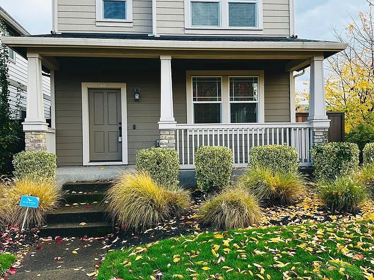 487 SW Aldea Ter — Photo 1