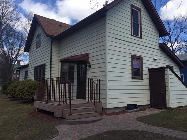 Exterior Entry