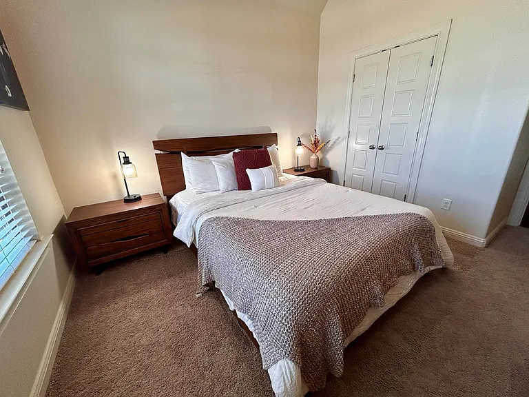 10317 Vernon Dr — Photo 20