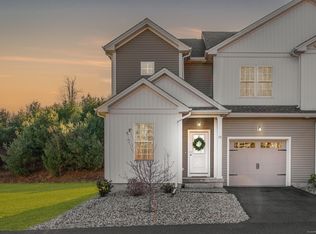 29 Covey Rd #19, Burlington, CT 06013