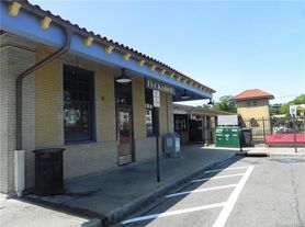 1 Consulate Dr, Tuckahoe, NY