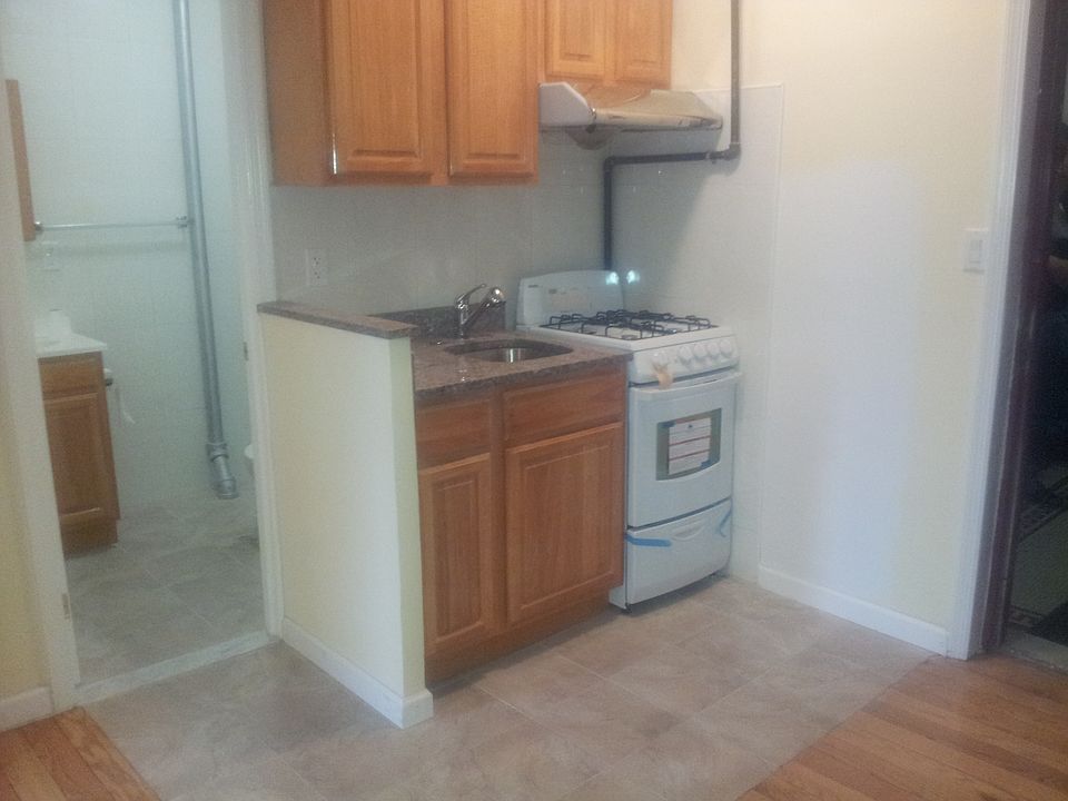 1st image of 58 Henry St APT 5