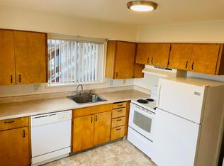 6808 SW Capitol Hwy #11, Portland, OR 97219