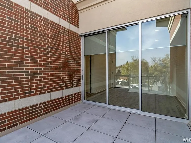 5712 Main St #200 — Photo 27