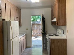 446 S East St APT 2, Santa Rosa, CA 95404