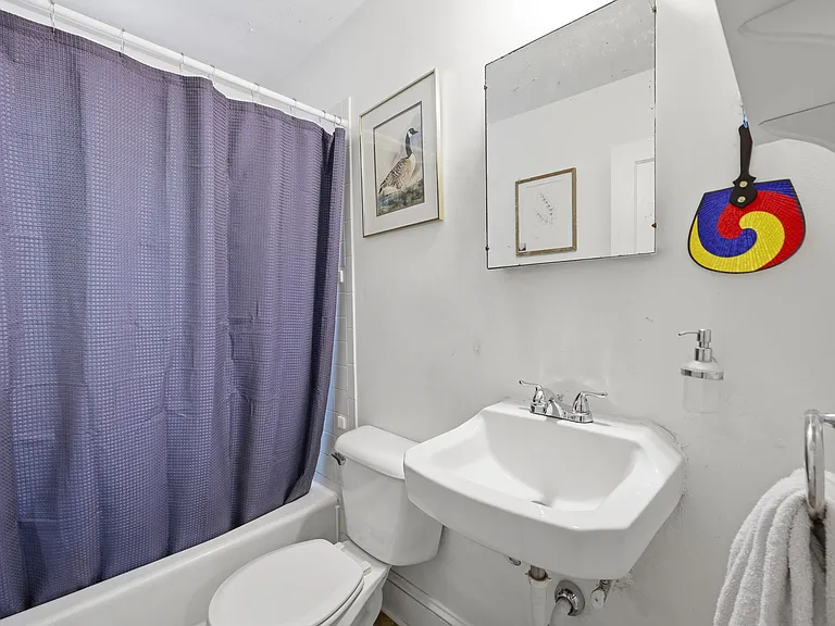 204 Purefoy Rd #A — Photo 14