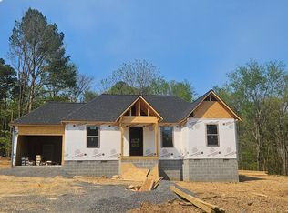 307 Travis Rd, Fort Payne, AL