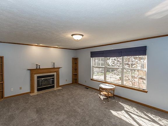 4th image of 6461 Granny Smith Ln