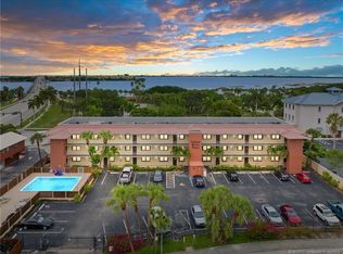 701 N Indian River Dr APT 104, Fort Pierce, FL 34950