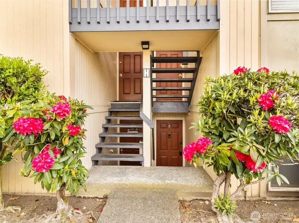 31003 14th Avenue S #H1, Federal Way, WA 98003