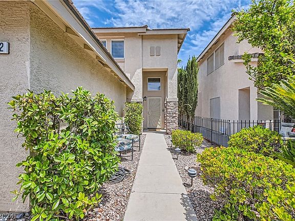 2nd image of 9632 Orchard Oasis Ct