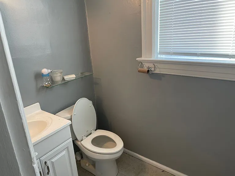 4440B Gibson Ave — Photo 12