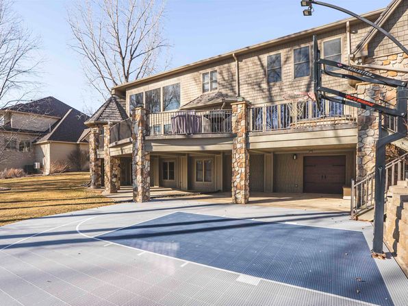 466 Firethorn Trl, Dakota Dunes, SD 57049