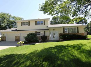 1112 Ora Dr, Waterloo, IA 50701