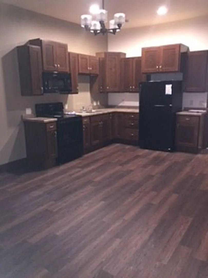 Studio, 350 sqft, $625 — Photo 1