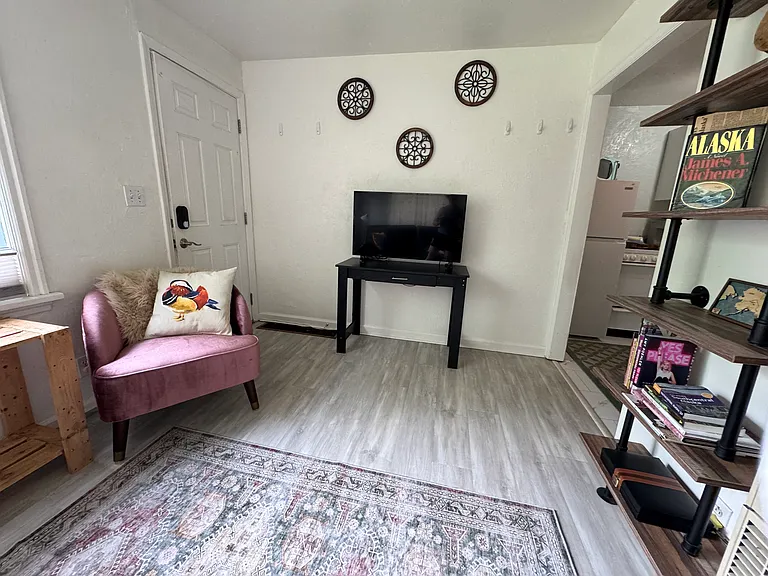1520 G St #2 — Photo 5