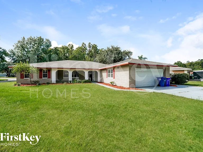 4525 Debbie Ln — Photo 1