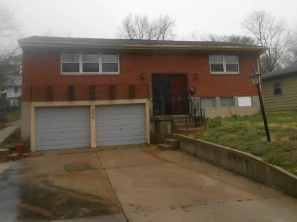 5210 E 40th St, Kansas City, MO 64130