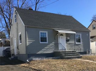 88 Ellington St, Hartford, CT 06106