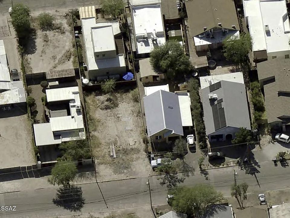 1st image of 1028 S 8th Ave #9