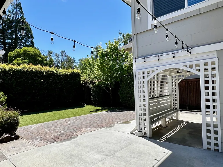 28 Cordone Dr — Photo 32