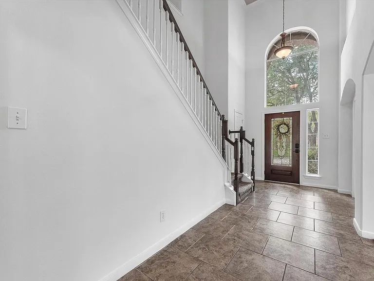 25553 Oakhurst Forest Dr — Photo 15