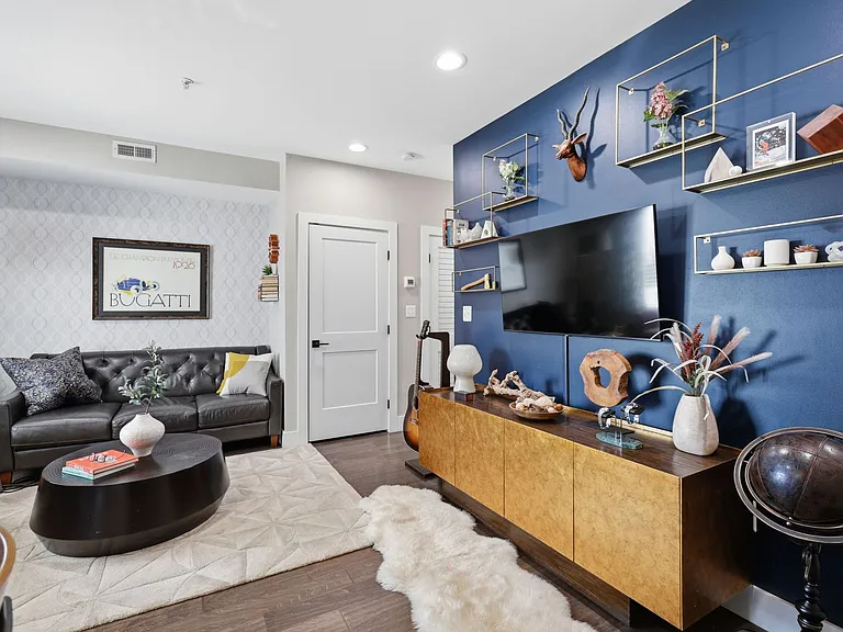 1207 Kennedy St NW #4 — Photo 4